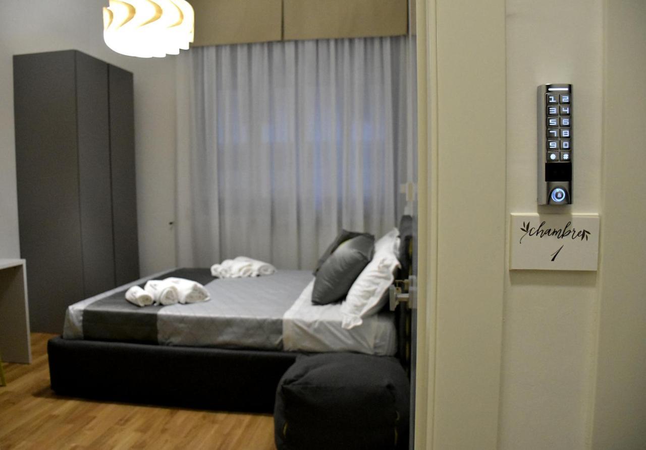 Les 3 Chambres Lecce Exterior photo