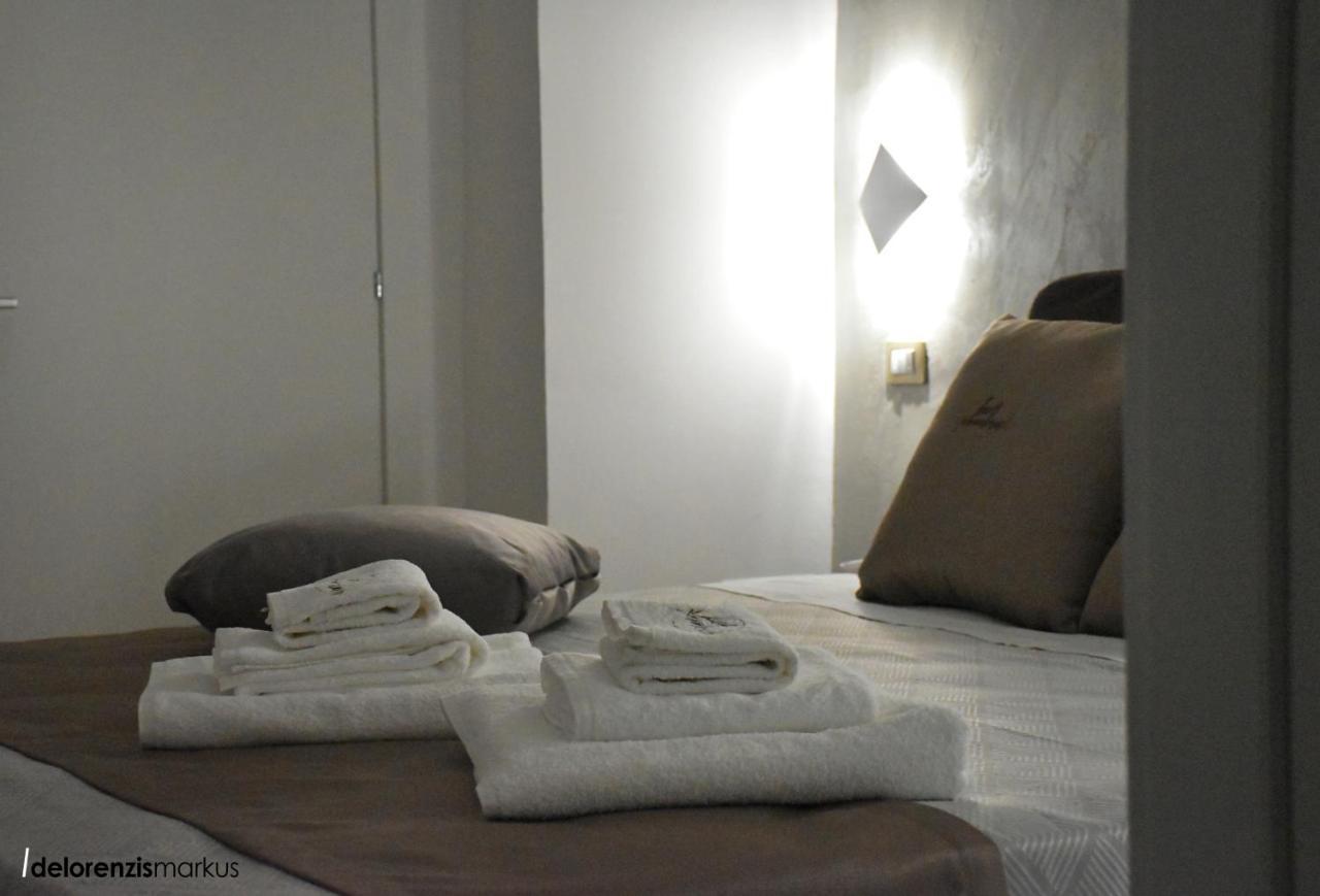 Les 3 Chambres Lecce Exterior photo