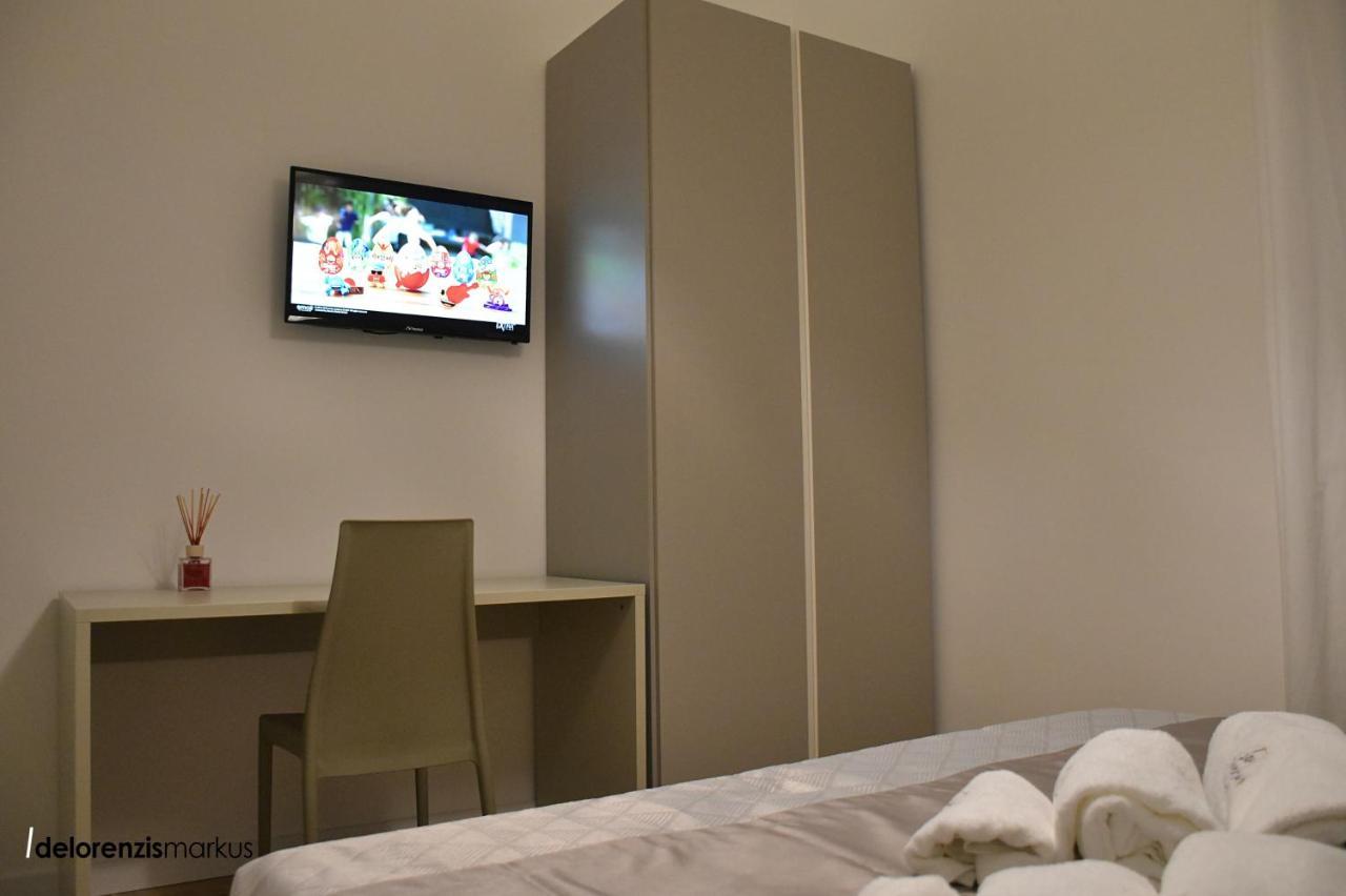 Les 3 Chambres Lecce Exterior photo